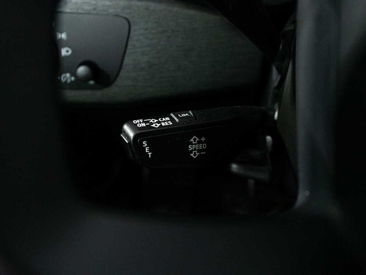 Купить Ауди А4, 2017, 82 998 км.. Фото: #19