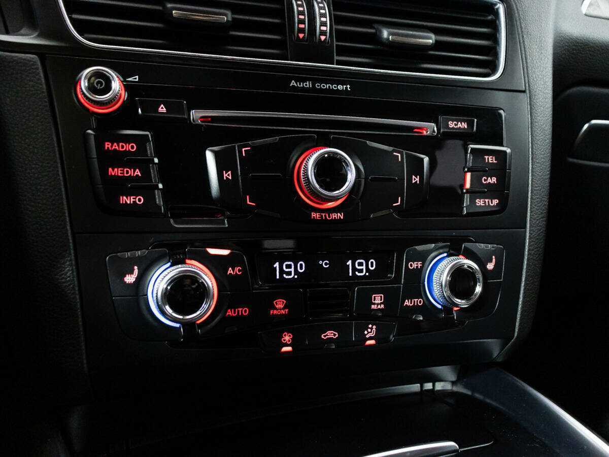 Купить Ауди К5, 2015, 176 406 км.. Фото: #17