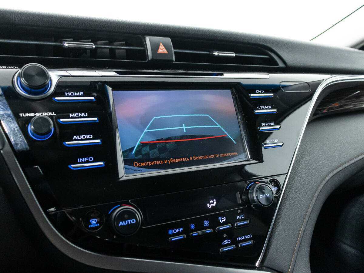 Купить Тойота Камри, 2018, 129 599 км.. Фото: #14