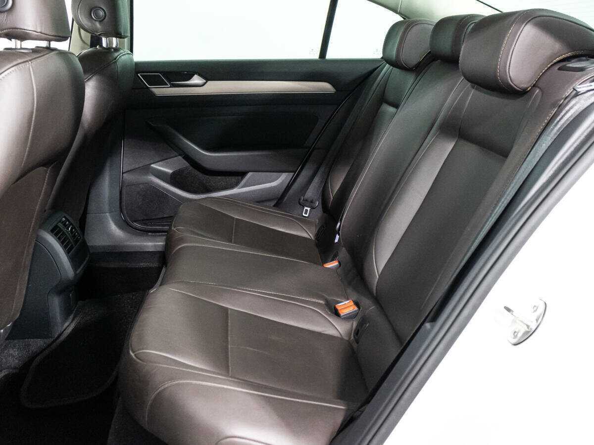 Купить Фольксваген Пассат, 2017, 76 550 км.. Фото: #9