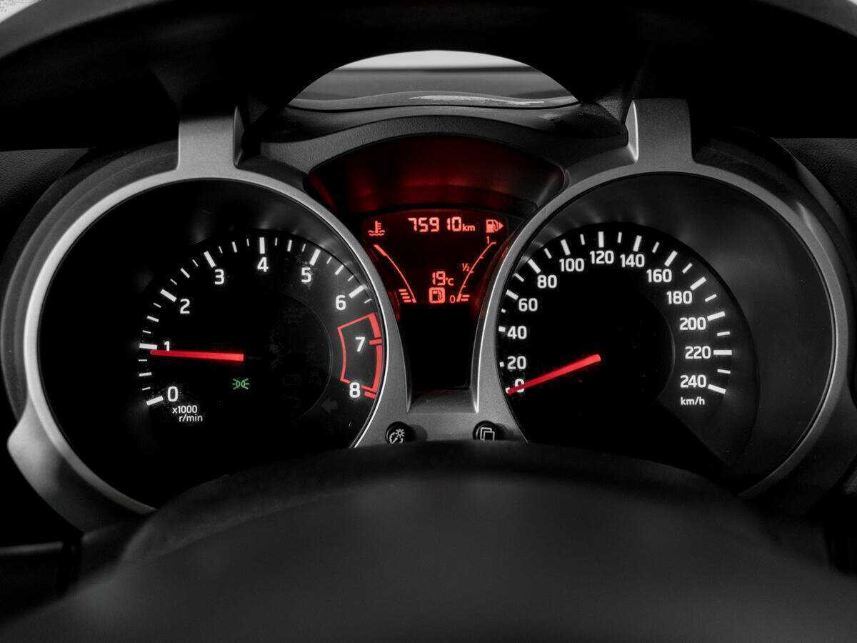 Купить Ниссан Жук, 2013, 75 910 км.. Фото: #10