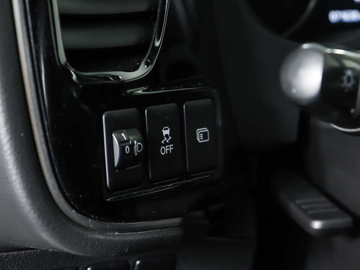 Купить Митсубиши Оутлэндер, 2018, 71 629 км.. Фото: #15