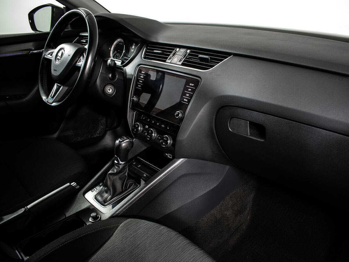 Купить Шкода Октавия, 2018, 147 324 км.. Фото: #5