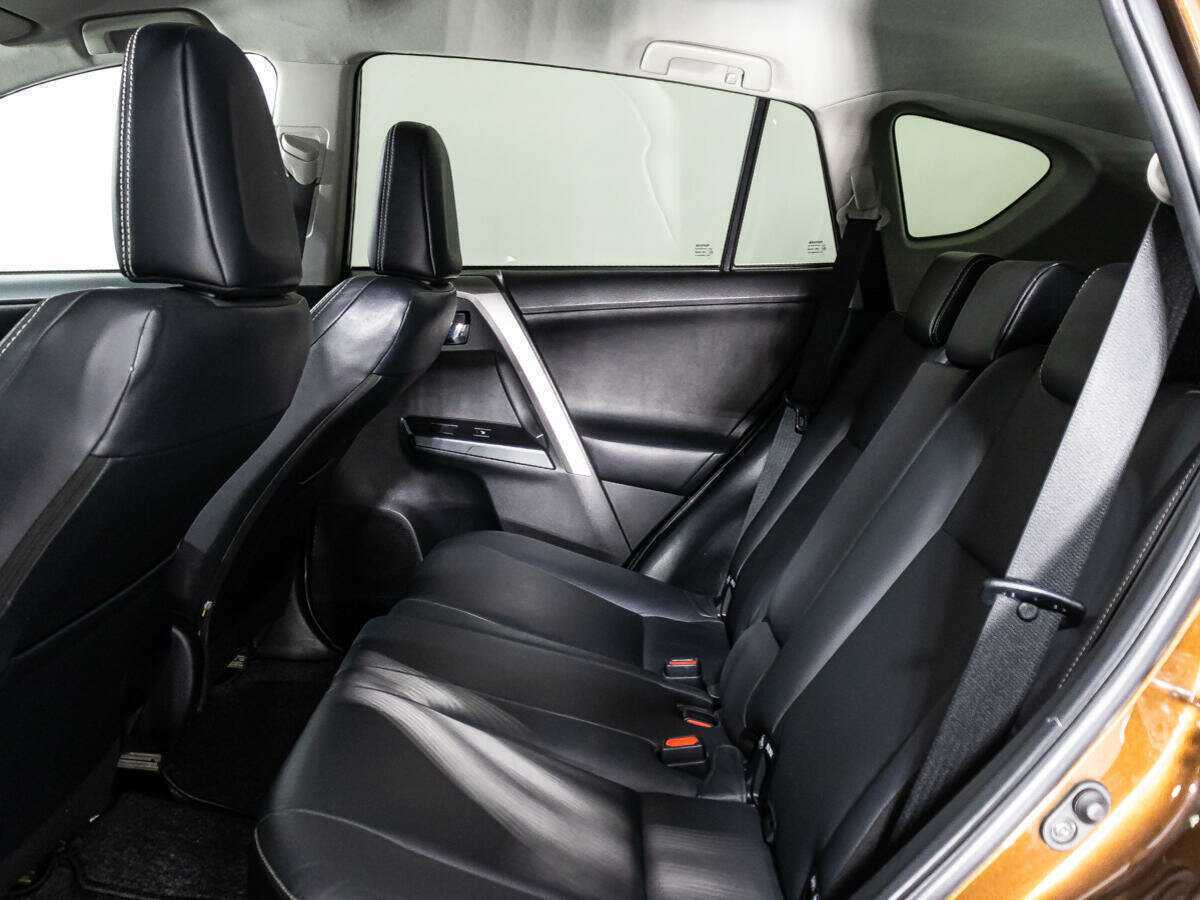 Купить Тойота Рав4, 2016, 74 620 км.. Фото: #9