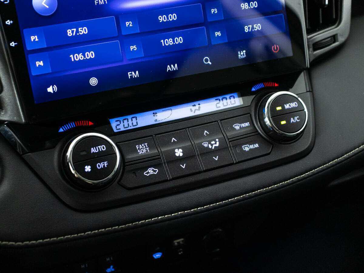 Купить Тойота Рав4, 2016, 74 620 км.. Фото: #15