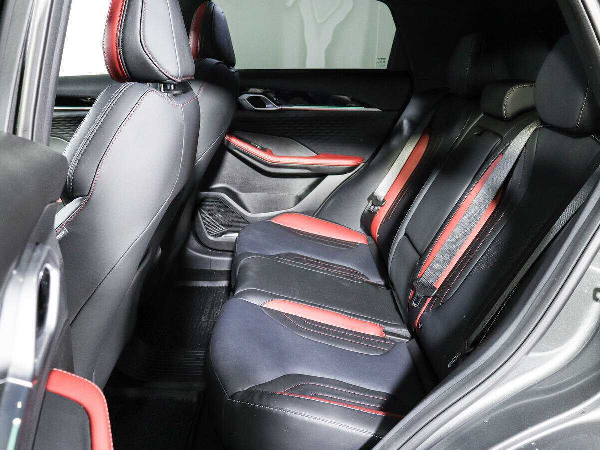 Купить Джили Кулрэй, 2023, 16 393 км.. Фото: #9