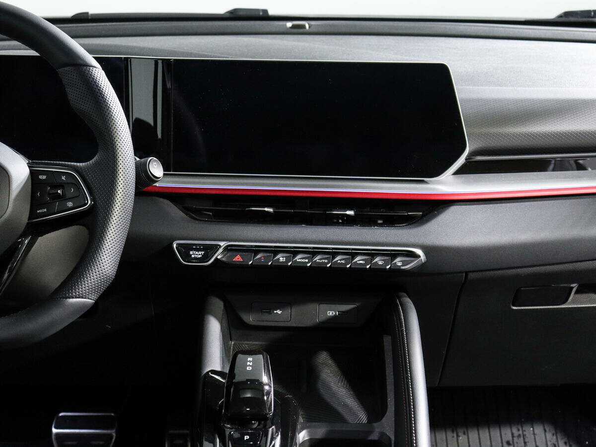 Купить Джили Кулрэй, 2023, 16 393 км.. Фото: #12