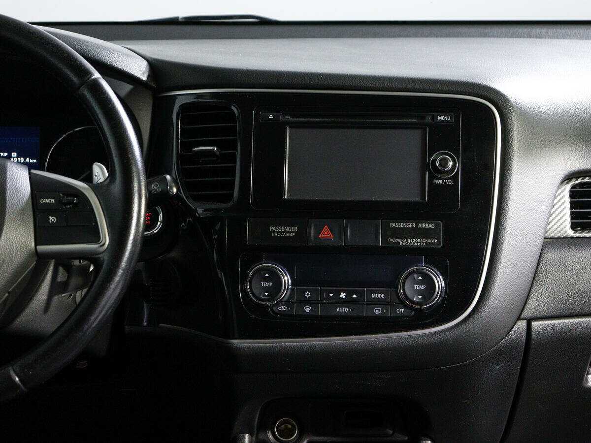 Купить Митсубиши Оутлэндер, 2012, 552 876 км.. Фото: #10