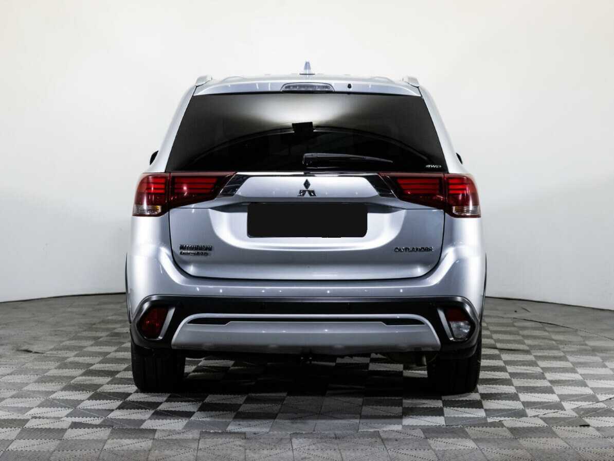 Купить Митсубиши Оутлэндер, 2019, 75 292 км.. Фото: #4