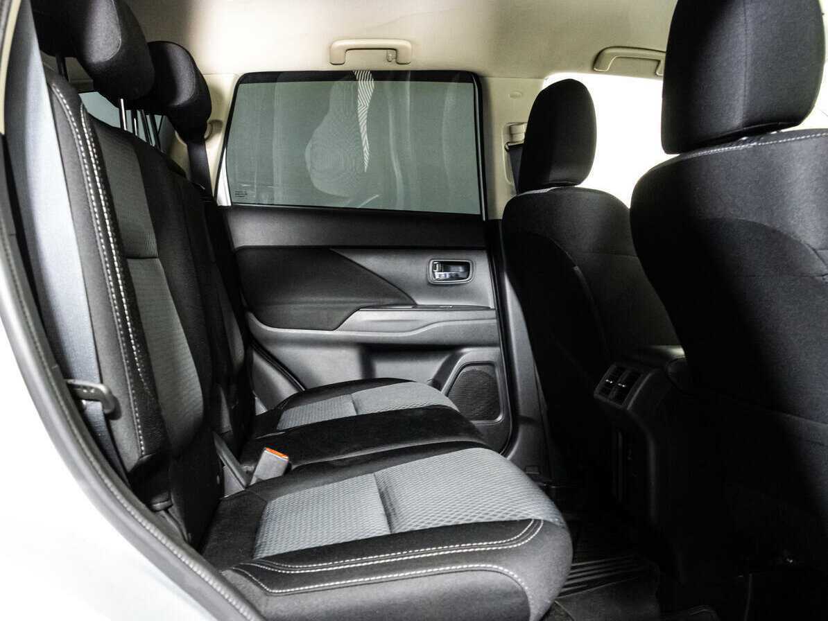 Купить Митсубиши Оутлэндер, 2019, 75 292 км.. Фото: #15