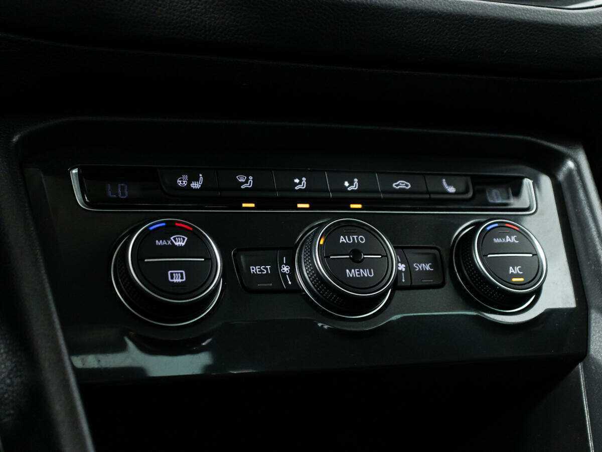 Купить Фольксваген Тигуан, 2018, 141 557 км.. Фото: #15