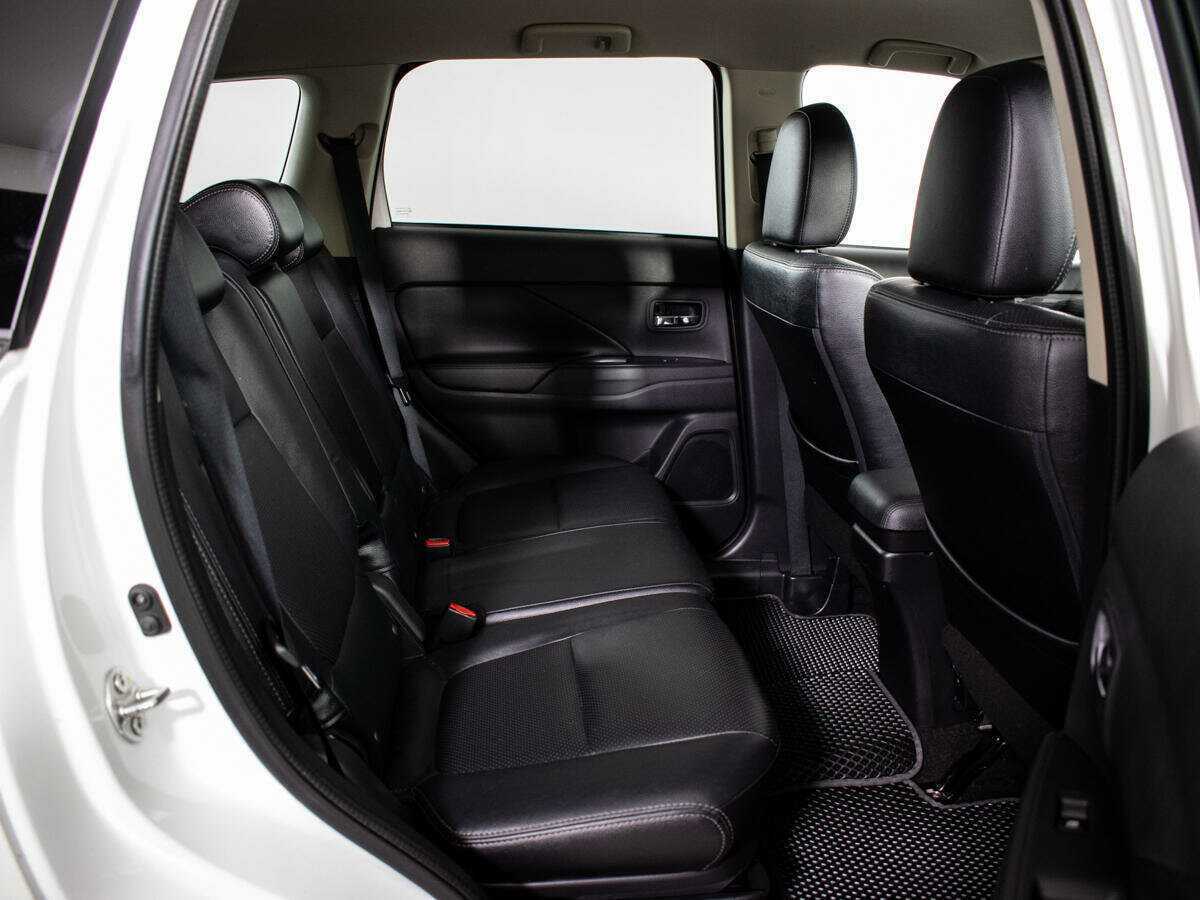 Купить Митсубиши Оутлэндер, 2016, 240 000 км.. Фото: #8