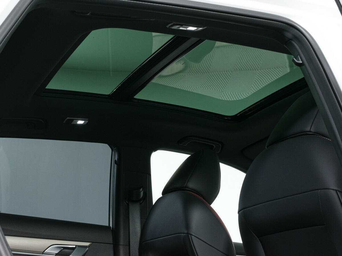 Купить Джили Кулрэй, 2023, 18 404 км.. Фото: #12