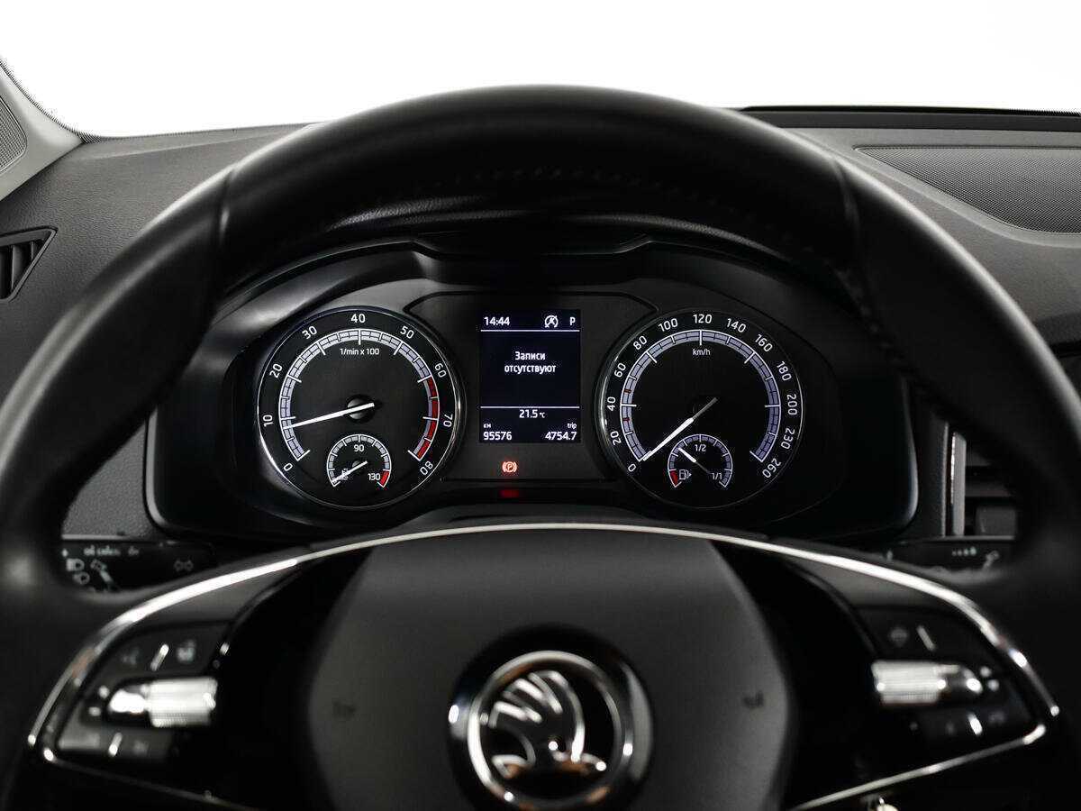 Купить Шкода Карок, 2021, 95 576 км.. Фото: #9