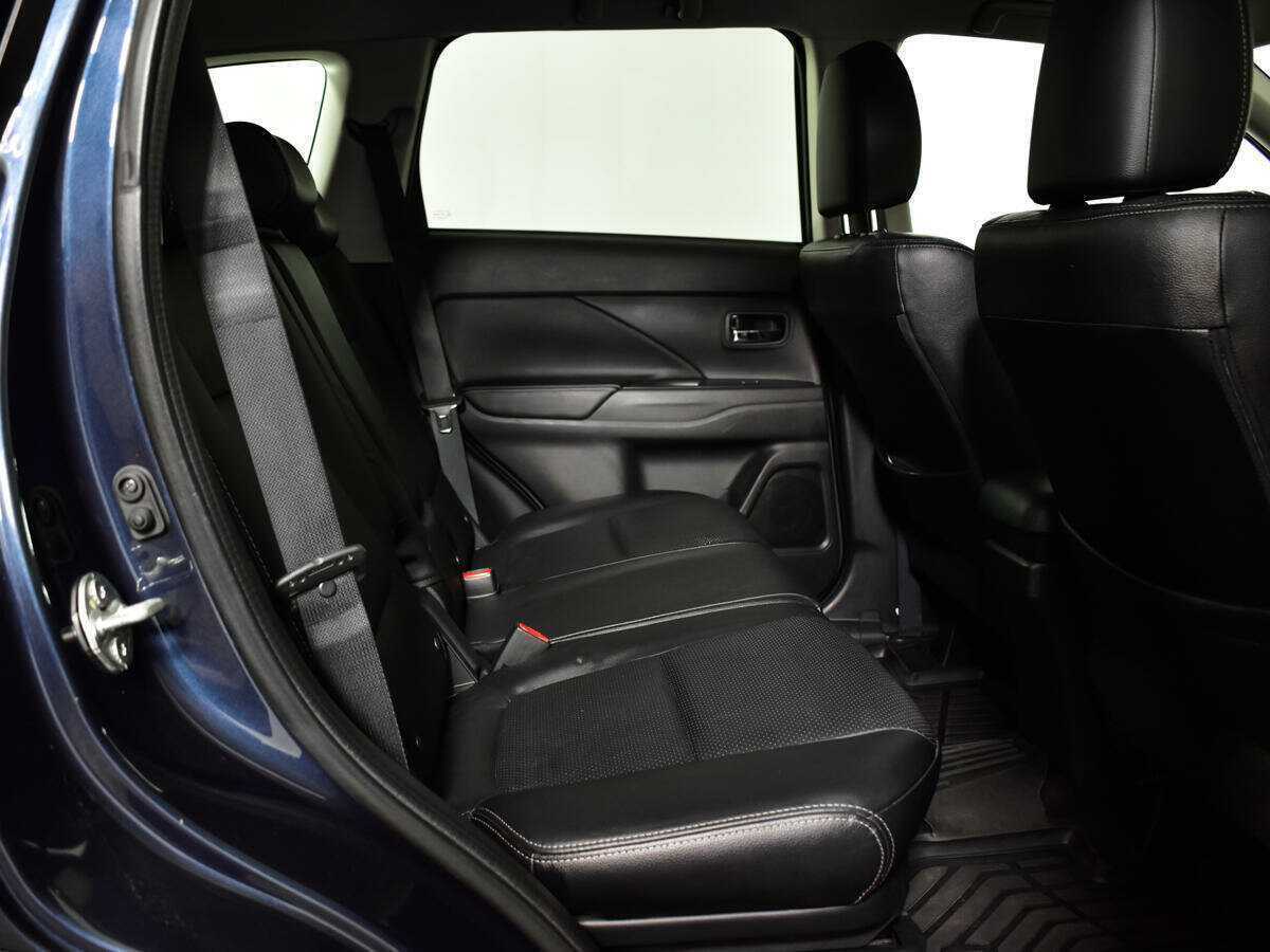 Купить Митсубиши Оутлэндер, 2016, 75 010 км.. Фото: #8