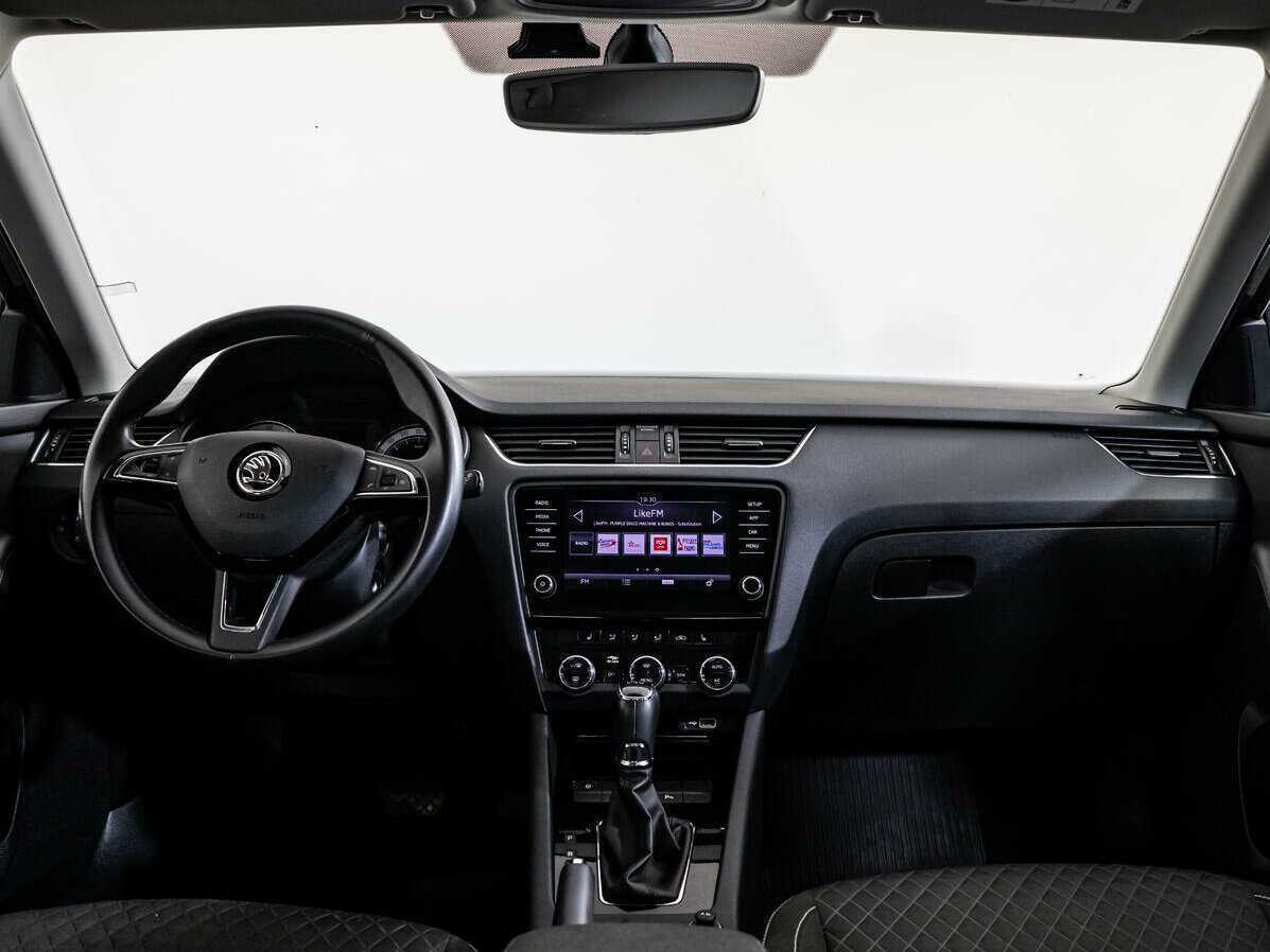 Купить Шкода Октавия, 2018, 76 437 км.. Фото: #9