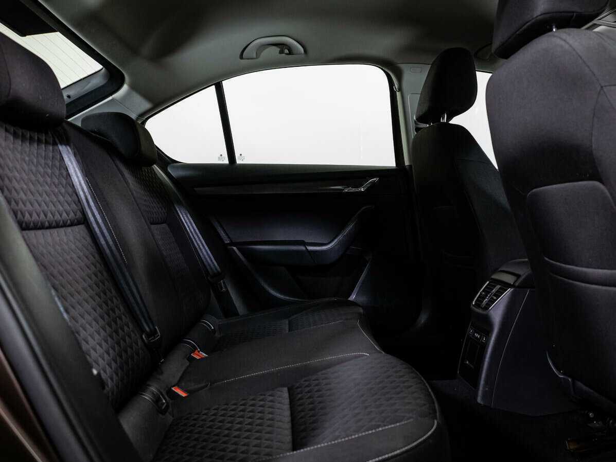 Купить Шкода Октавия, 2018, 76 437 км.. Фото: #10