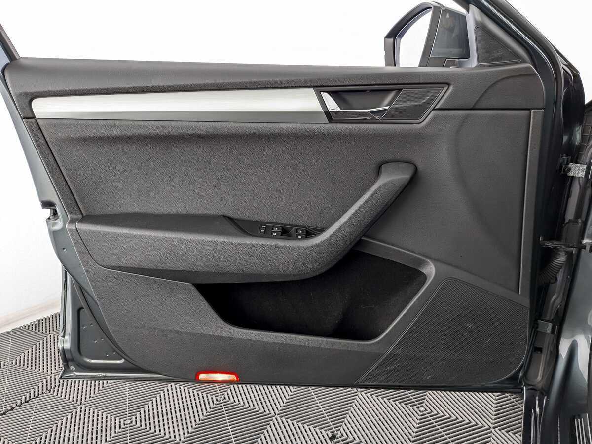 Купить Шкода Суперб, 2018, 52 984 км.. Фото: #14