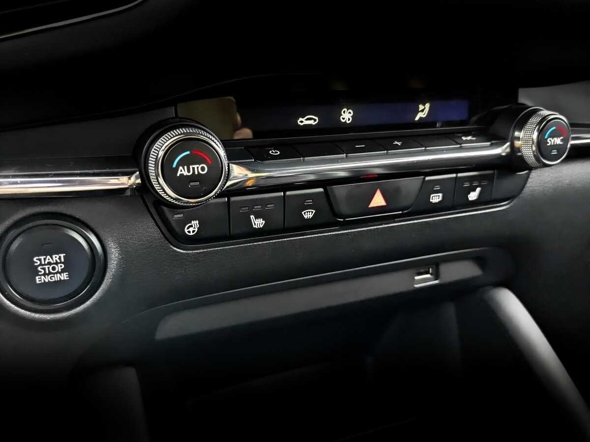 Купить Мазда 3, 2019, 61 276 км.. Фото: #19