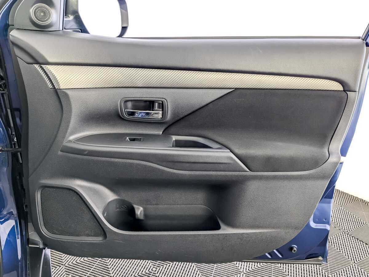 Купить Митсубиши Оутлэндер, 2014, 129 909 км.. Фото: #19