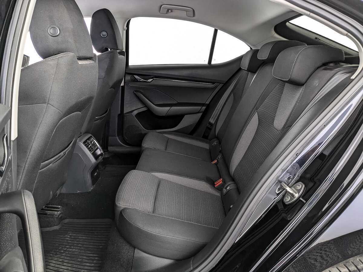 Купить Шкода Октавия, 2021, 111 315 км.. Фото: #9