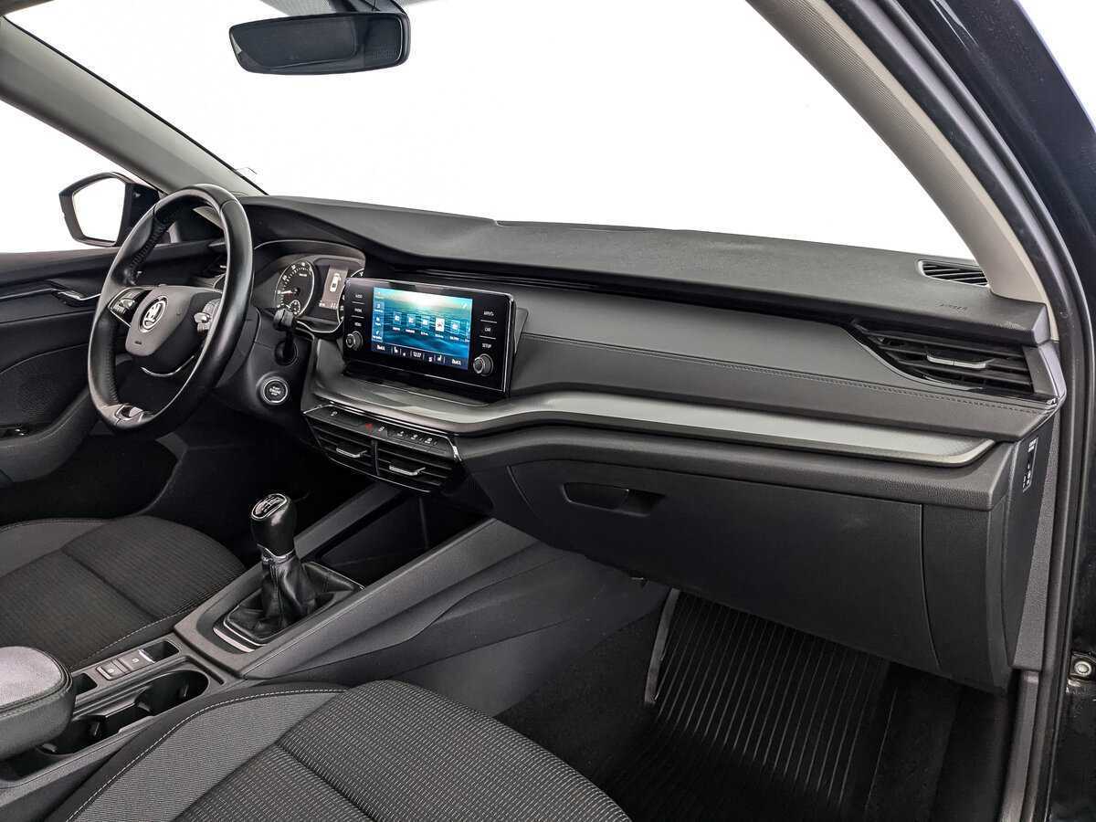 Купить Шкода Октавия, 2021, 98 188 км.. Фото: #8