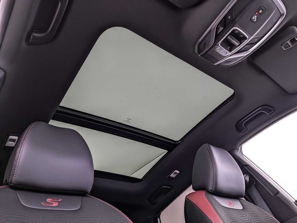 Купить Джили Кулрэй, 2021, 71 492 км.. Фото: #16