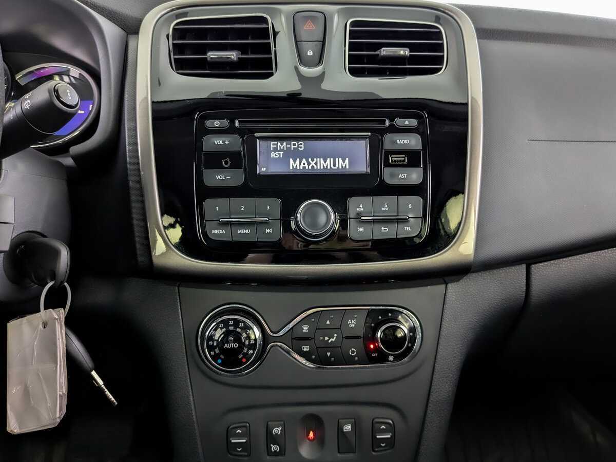 Купить Рено Сандеро, 2016, 28 407 км.. Фото: #12