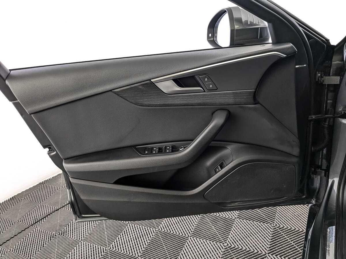 Купить Ауди А4, 2018, 75 670 км.. Фото: #14