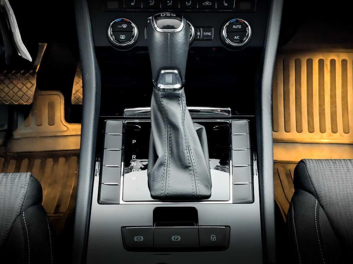 Купить Шкода Суперб, 2019, 45 714 км.. Фото: #21