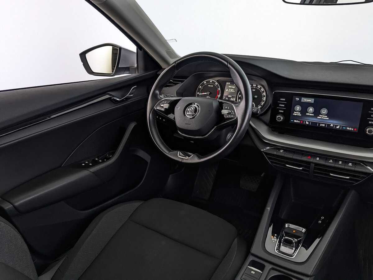 Купить Шкода Октавия, 2021, 109 676 км.. Фото: #21