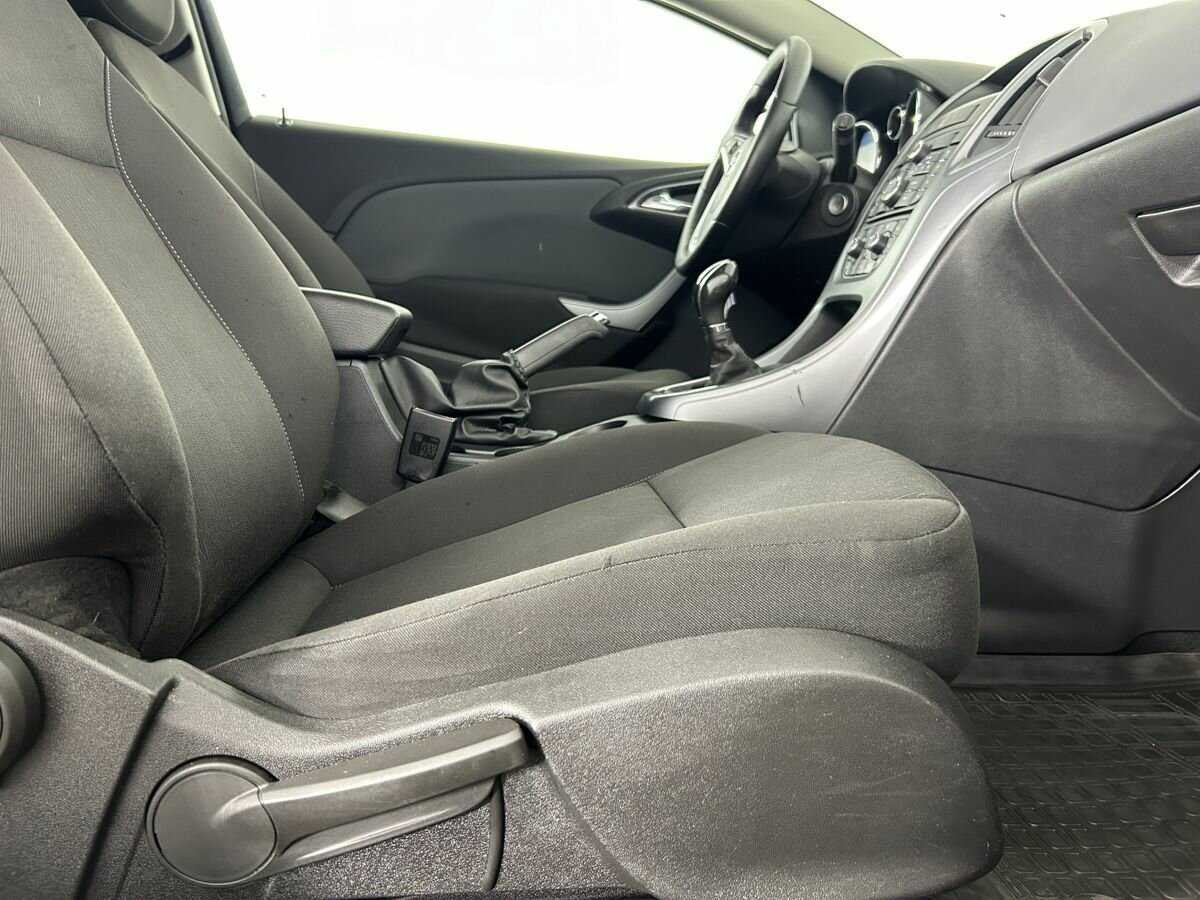 Купить Опель Астра, 2014, 139 000 км.. Фото: #13