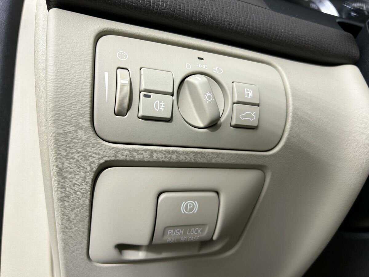 Купить Вольво ИксЦ60, 2012, 132 021 км.. Фото: #8