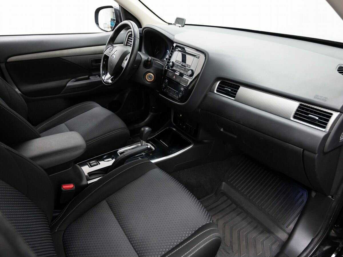 Купить Митсубиши Оутлэндер, 2018, 75 000 км.. Фото: #10