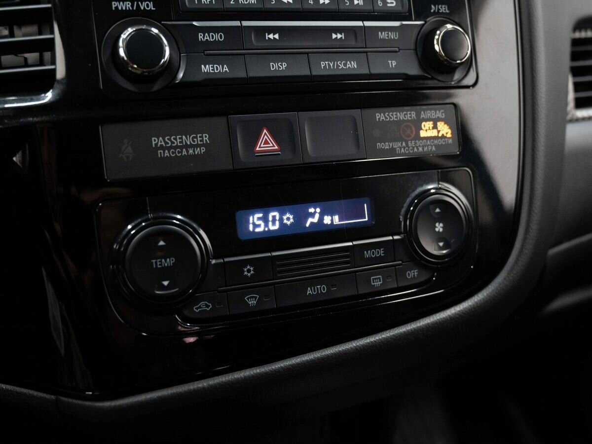 Купить Митсубиши Оутлэндер, 2018, 75 000 км.. Фото: #16