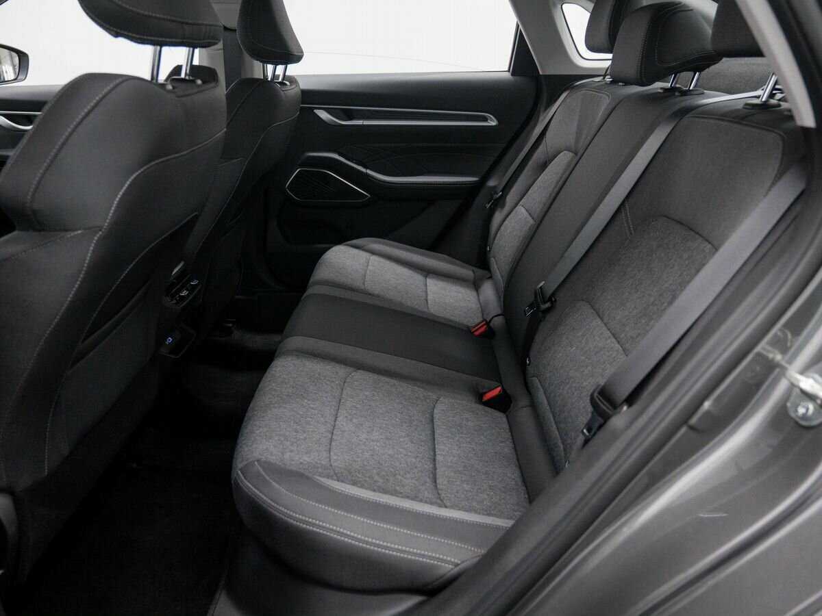 Купить Джили Эмгранд, 2023, 3 289 км.. Фото: #11