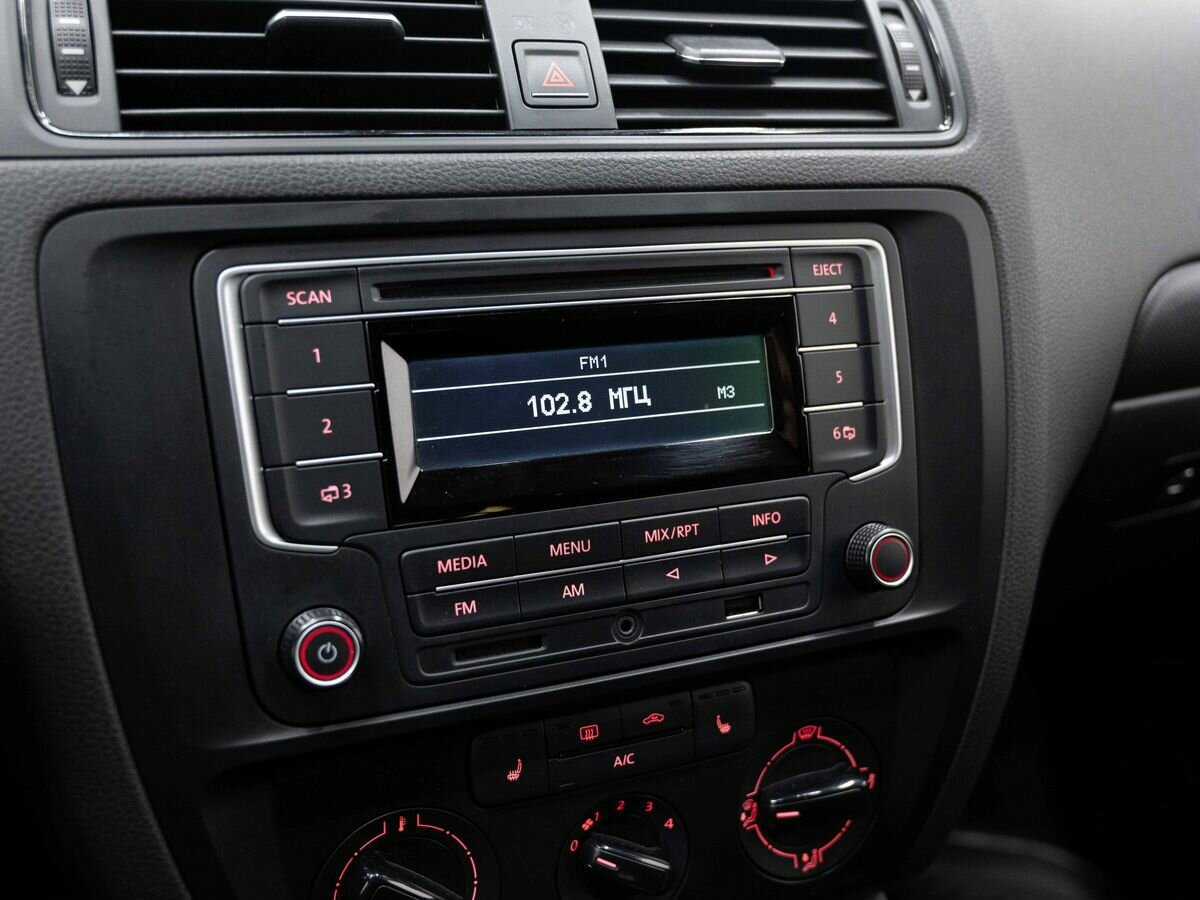 Купить Фольксваген Джетта, 2015, 121 915 км.. Фото: #15