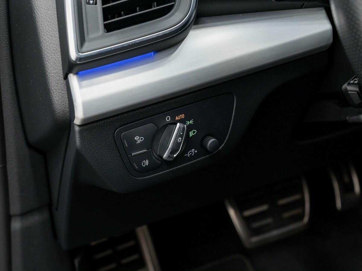 Купить Ауди К5, 2019, 234 337 км.. Фото: #17