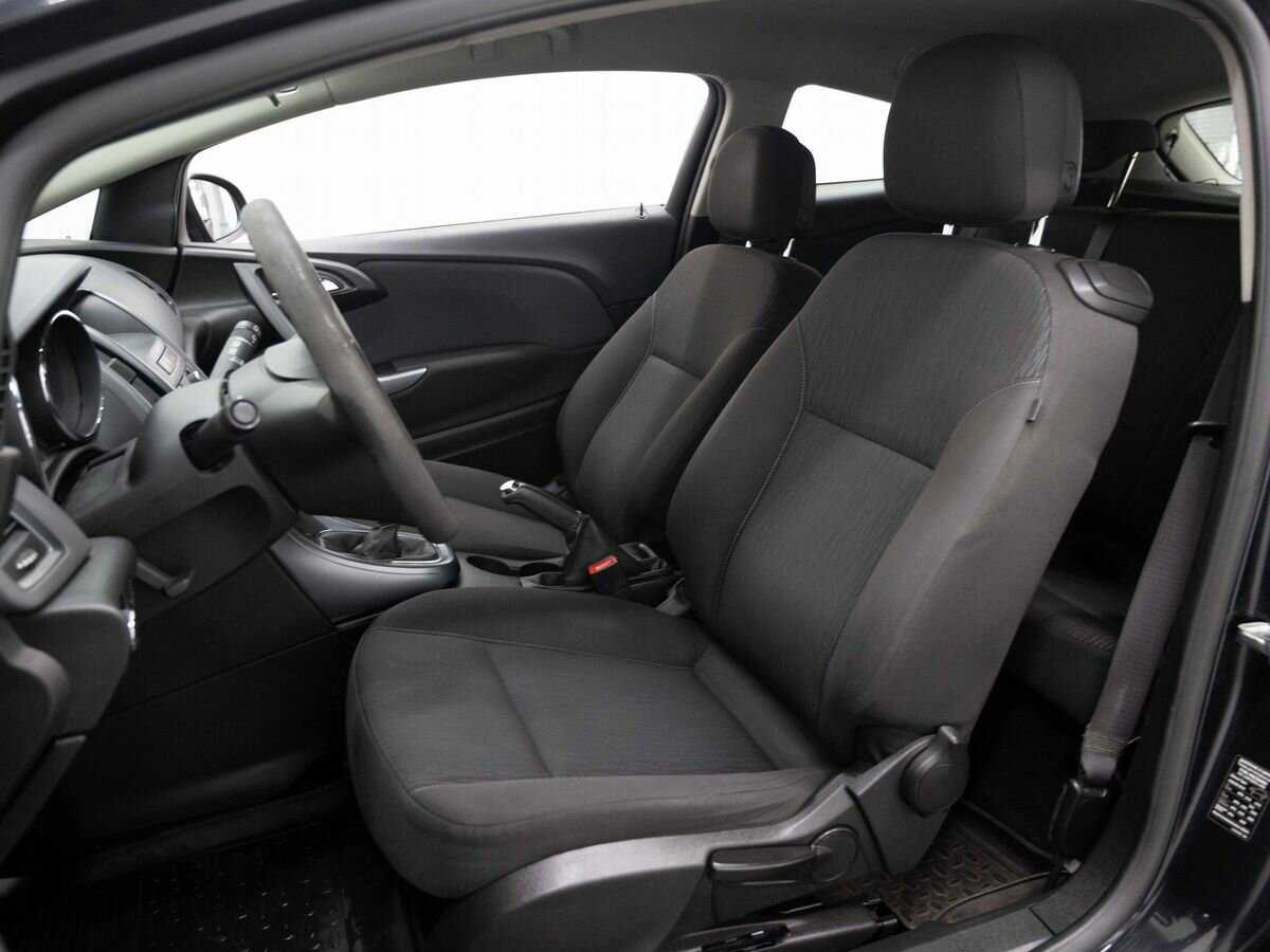 Купить Опель Астра, 2013, 173 534 км.. Фото: #8