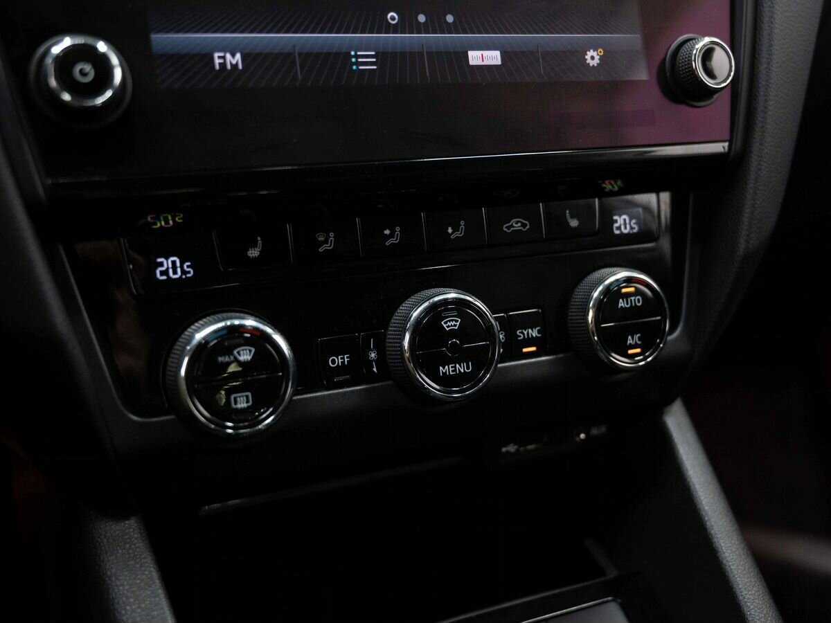 Купить Шкода Октавия, 2017, 83 100 км.. Фото: #19