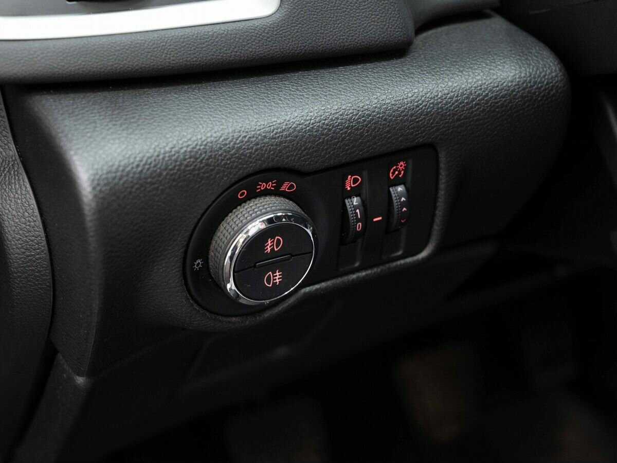 Купить Опель Астра, 2013, 209 300 км.. Фото: #17