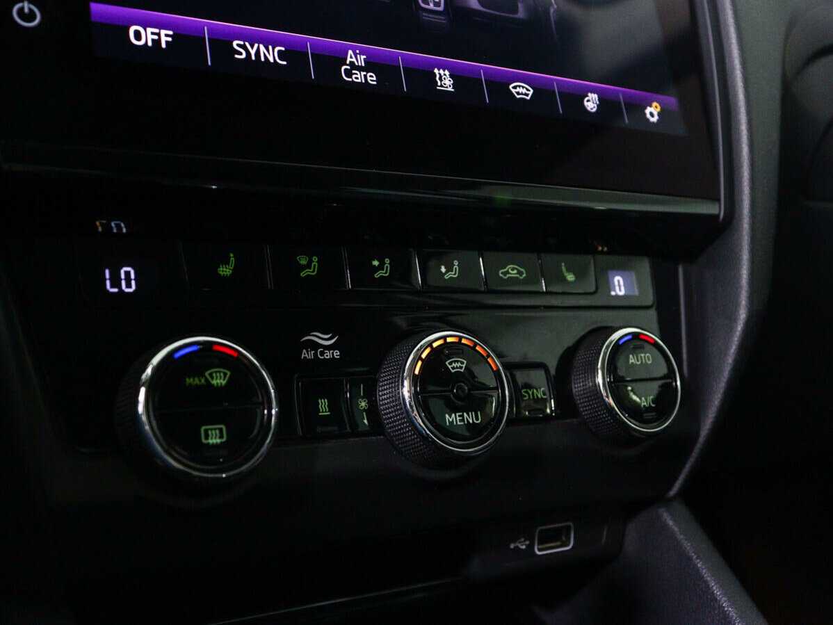 Купить Шкода Октавия, 2019, 83 361 км.. Фото: #16