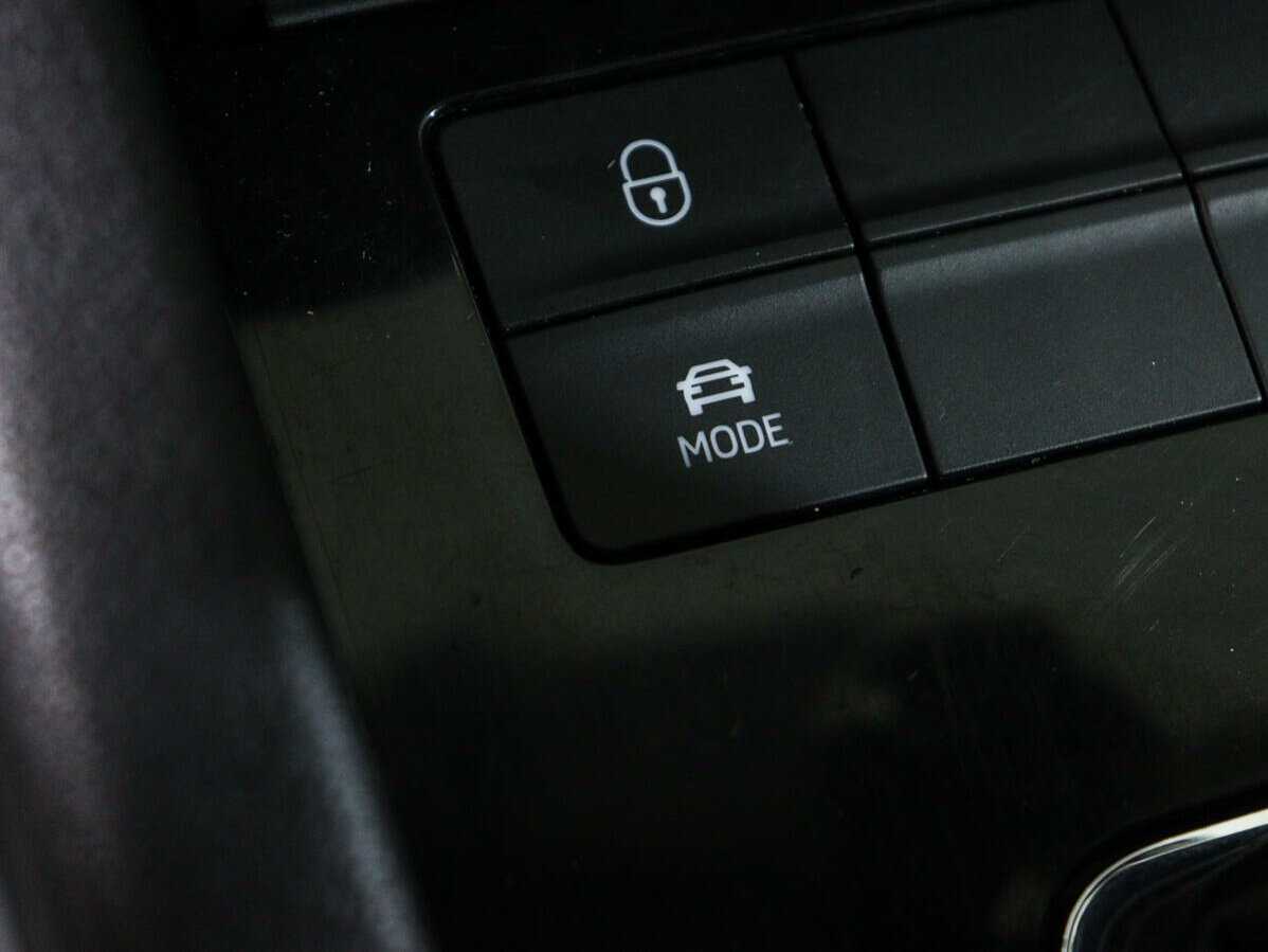 Купить Шкода Октавия, 2019, 83 361 км.. Фото: #21