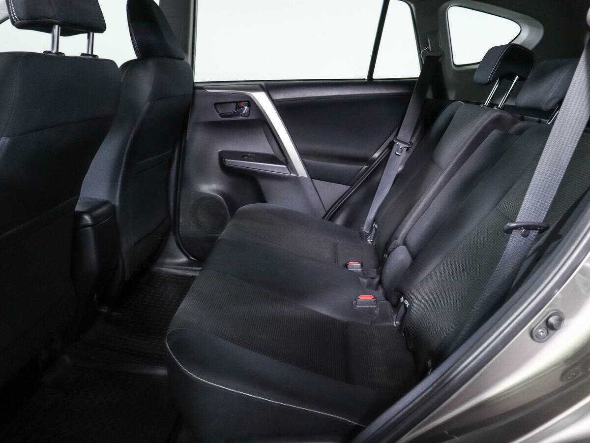 Купить Тойота Рав4, 2016, 136 900 км.. Фото: #9