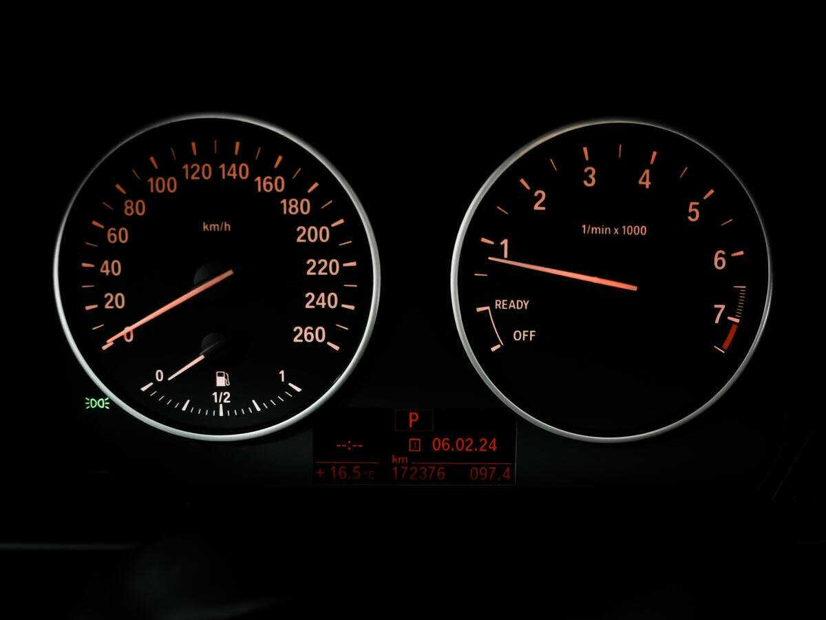 Купить БМВ 1 серии, 2012, 172 314 км.. Фото: #9