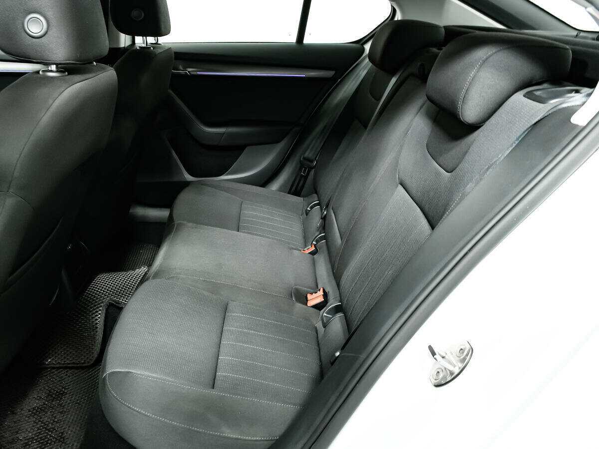 Купить Шкода Октавия, 2017, 121 865 км.. Фото: #11