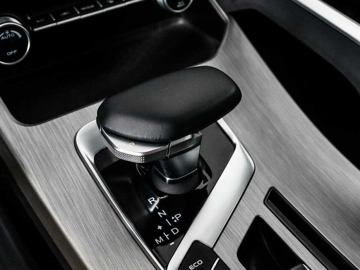 Купить Джили Кулрэй, 2023, 20 213 км.. Фото: #10