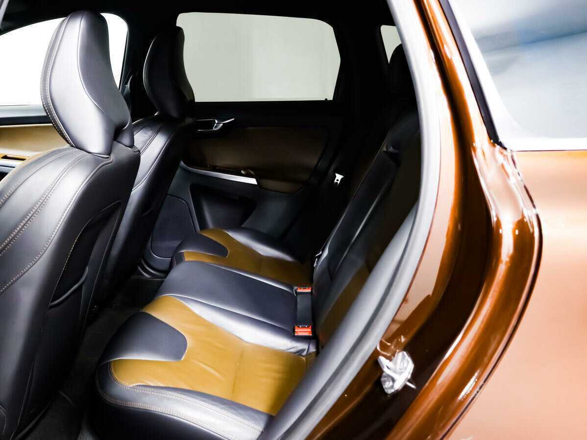 Купить Вольво ИксЦ60, 2014, 175 439 км.. Фото: #11