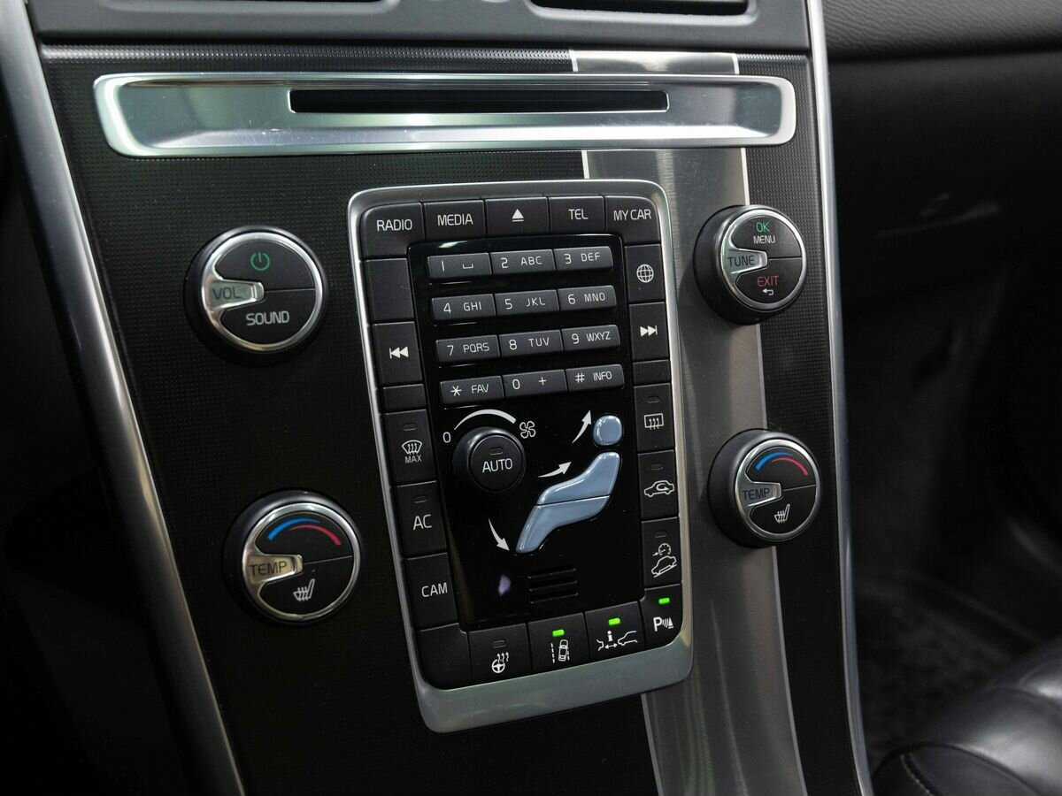 Купить Вольво ИксЦ60, 2014, 189 415 км.. Фото: #18