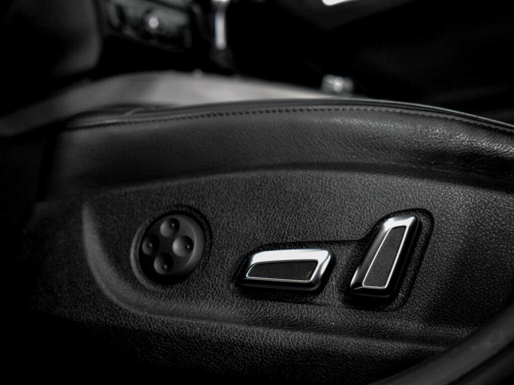 Купить Ауди А4, 2013, 22 733 км.. Фото: #9